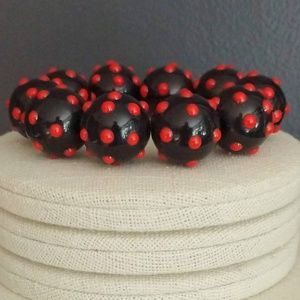 Black and red textured stretch bracelet